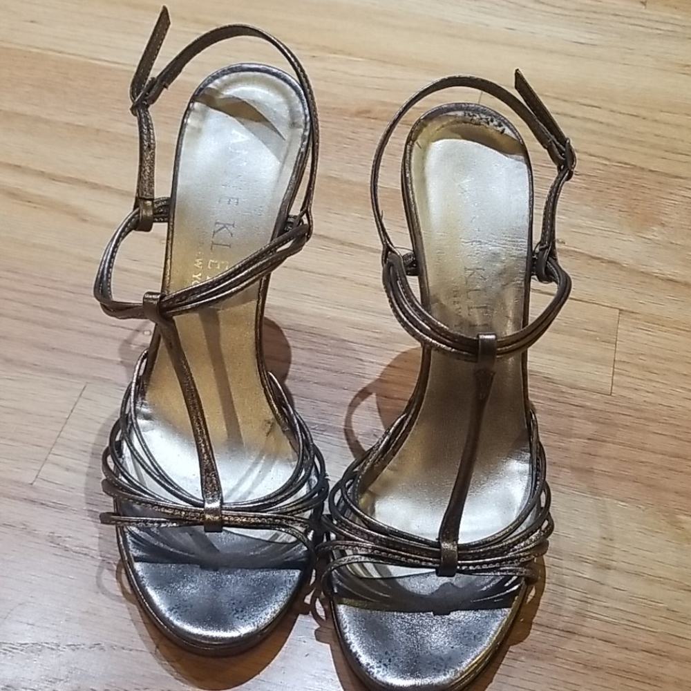 Strapy Anne Klein Platinum Pumps Made In Italy - image 1